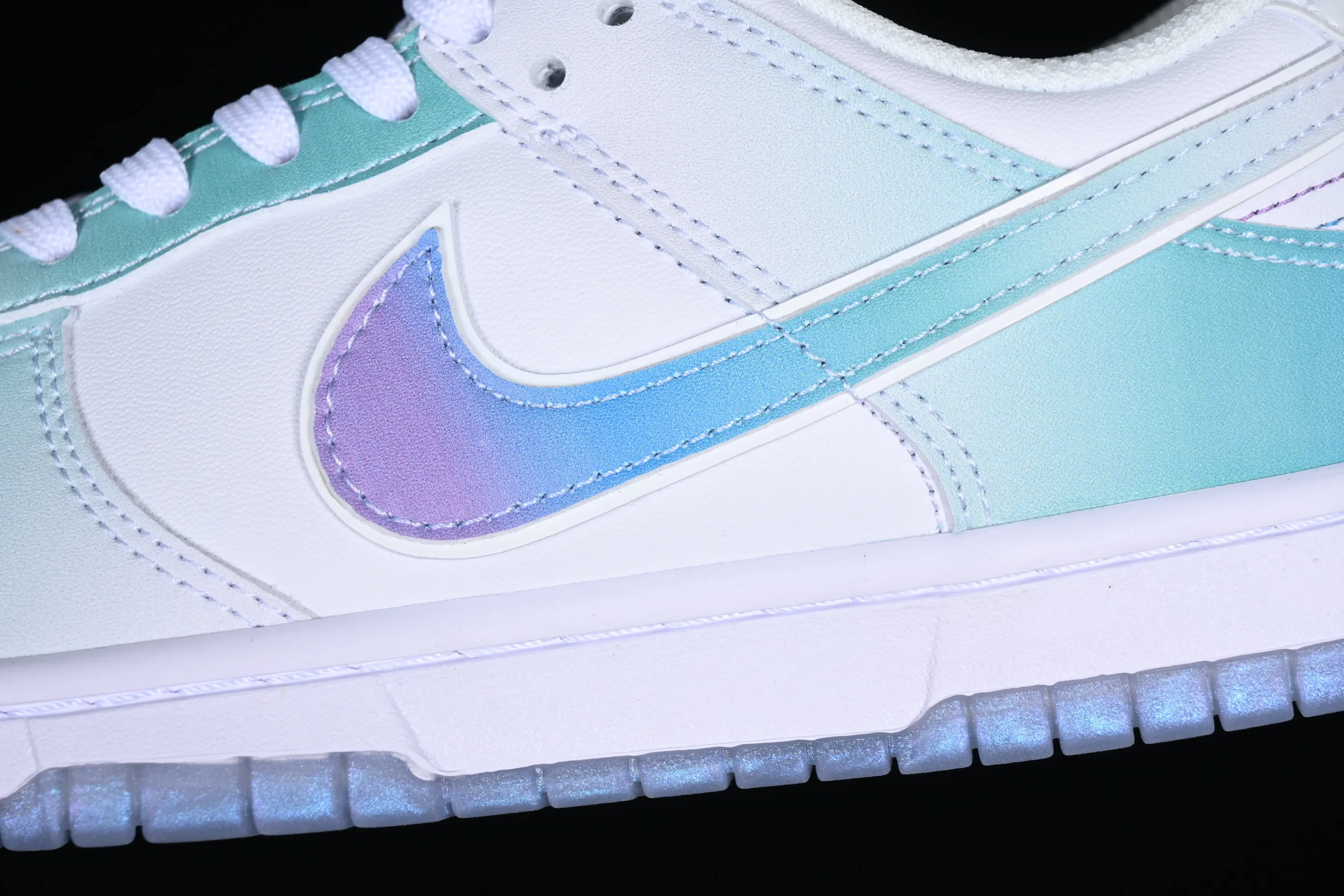 All Categories Nk SB Dunk Series Nk SB Dunk Low Low-top sneakers Cost-effective version Nk Dunk Low "Violet and Hyper Pink" gradient color SB low-top casual sneakers FJ7743-194